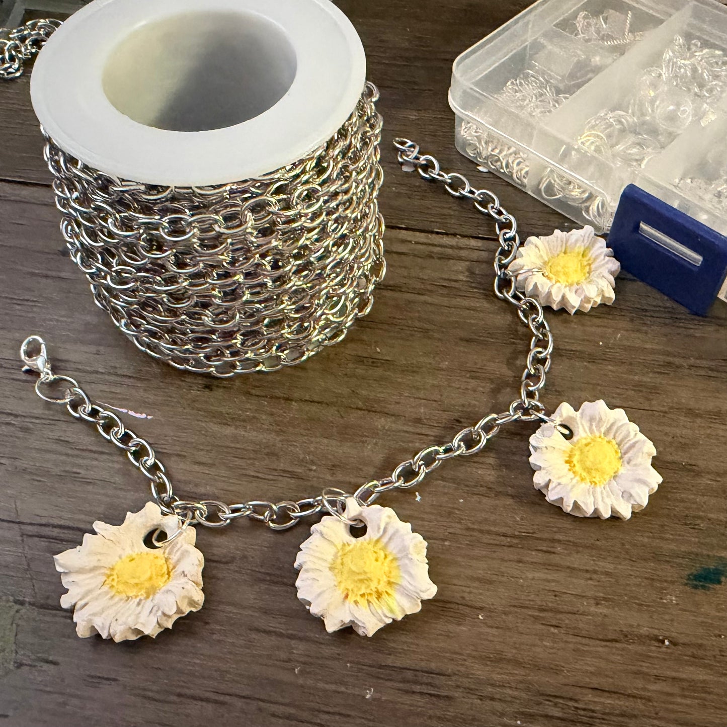 White Daisy Polymer Clay Stainless Steel Bracelet